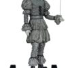 It Welcome to Derry Movie Maniacs Figura Pennywise (Black & White) 16 cm