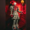 It Welcome to Derry Movie Maniacs Figura Pennywise (Bloody) 16 cm