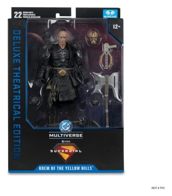 Supergirl (2026) DC Theatrical Deluxe Edition Akció Figura Krem of the Yellow Hills 18 cm