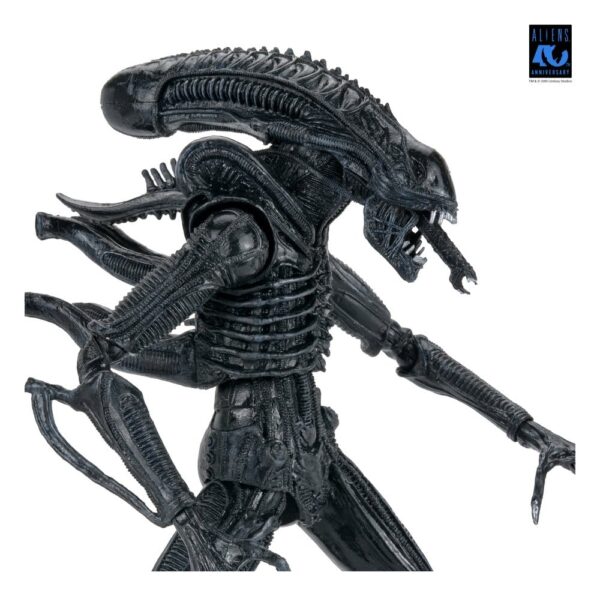 Aliens Ultimate Akció Figura Warrior (1986) Xenomorph Black (40th Anniversary) 23 cm