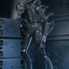 Aliens Ultimate Akció Figura Warrior (1986) Xenomorph Black (40th Anniversary) 23 cm