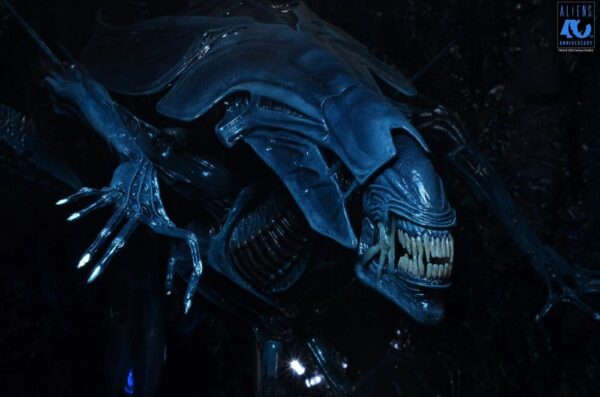 Aliens Ultra Deluxe Akció Figura Alien Queen (40th Anniversary) 38 cm