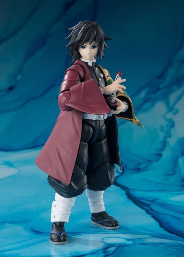 Demon Slayer: Kimetsu no Yaiba S.H. Figuarts Akció Figura Giyu Tomioka 15 cm