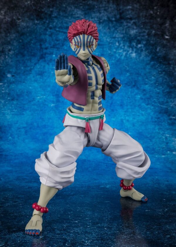 Demon Slayer: Kimetsu no Yaiba S.H. Figuarts Akció Figura Akaza 15 cm