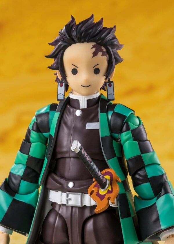 Demon Slayer: Kimetsu no Yaiba S.H. Figuarts Akció Figura Zenitsu Agatsuma 14 cm