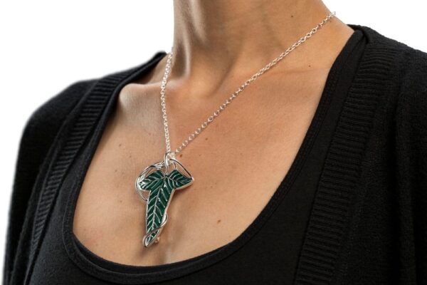 Lord of the Rings Replika 1/1 Elven Leaf Brooch & Chain (Sterling Silver)