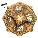 Quincy's Tavern Kitűző Compass 5 cm