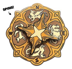 Quincy's Tavern Kitűző Compass 5 cm