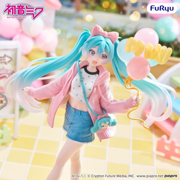 Hatsune Miku Muchute PVC Figura Theme Park Date Version 19 cm