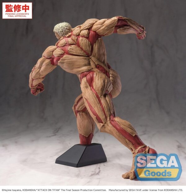 Attack on Titan GigantiX PVC Figura Reiner Braun Armored Titan Ver. 25 cm