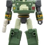 The Transformers: The Movie Studio Series Deluxe Class Akció Figura MTMTE Collection: Autobot Hound 14 cm