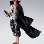 One Piece S.H.Figuarts Akció Figura Shanks -Marineford- 17 cm
