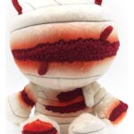 He Who Fights With Monsters Plüss Colin 22 cm